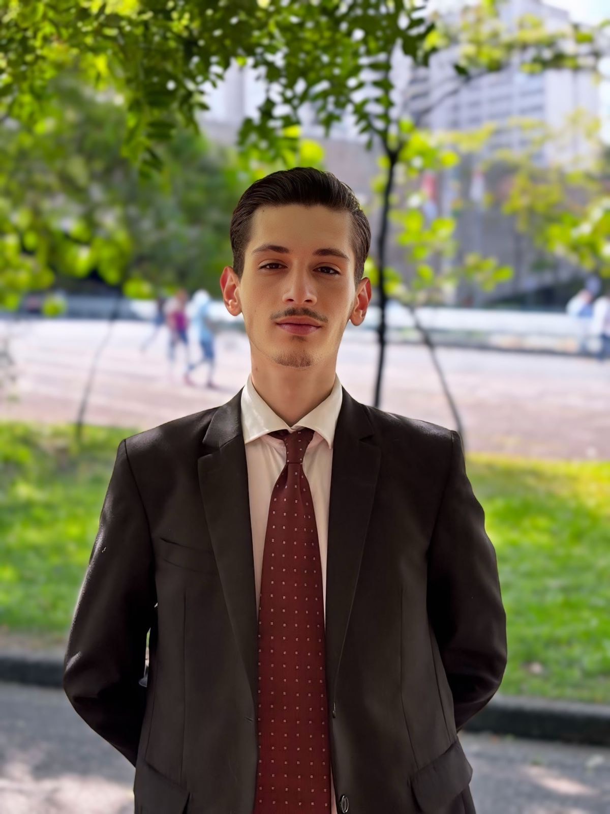 8ef678de-ef90-46db-b8a4-3784b8e47f44